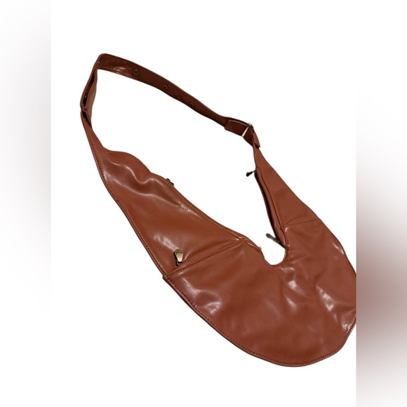 SASH LESS THAN PERFECT/LTP - Faux LEATHER in color Musana - Picture 5 of 9